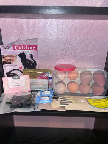 The Makeup Gift Set